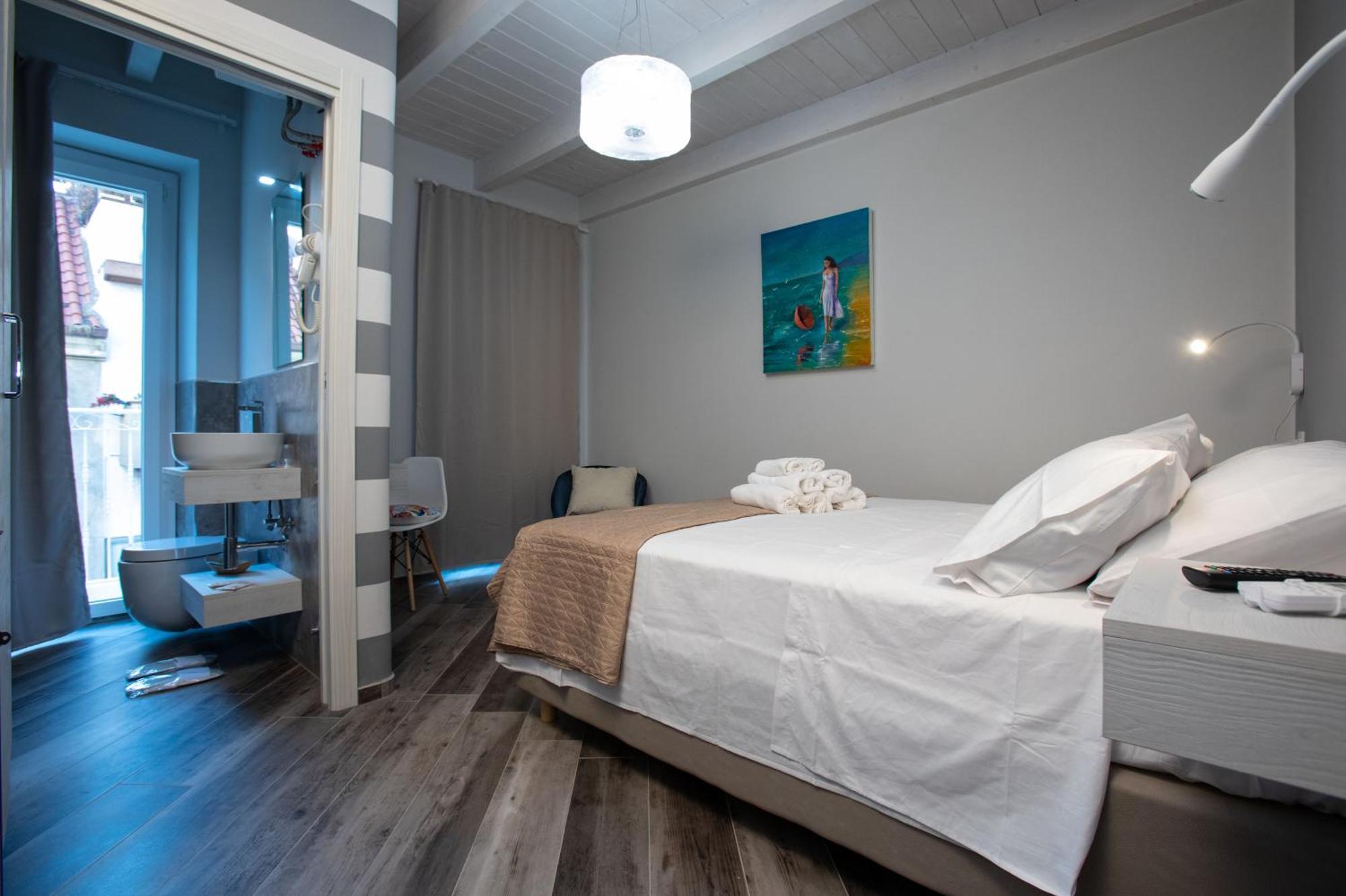 Al 54 Accommodation San Benedetto del Tronto Buitenkant foto