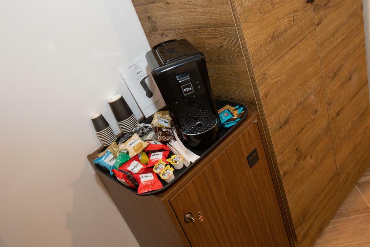 Al 54 Accommodation San Benedetto del Tronto Buitenkant foto